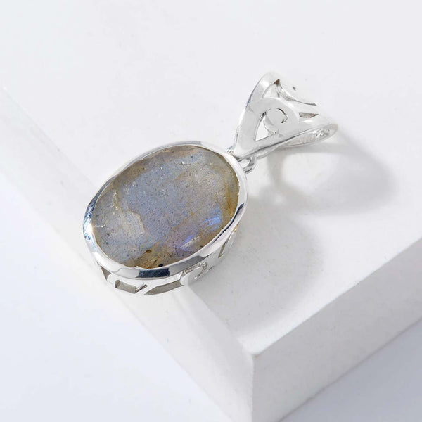 Faceted Labradorite Decorative Gallery Pendant
