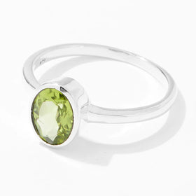 Peridot 6x8mm Oval Ring