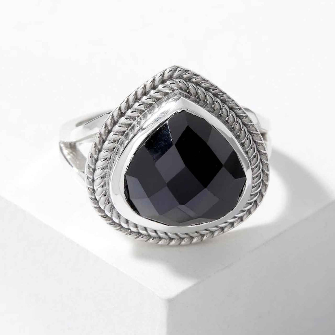 Black Spinel Wide Teardrop Ring